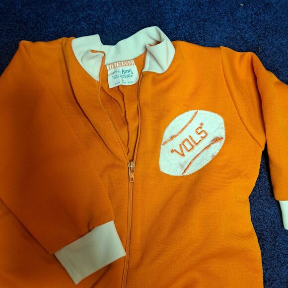 Vtg 70s Baby Boy Vols  Zip Romper football Basketball Large 18-27 lbs - Picture 5 of 7